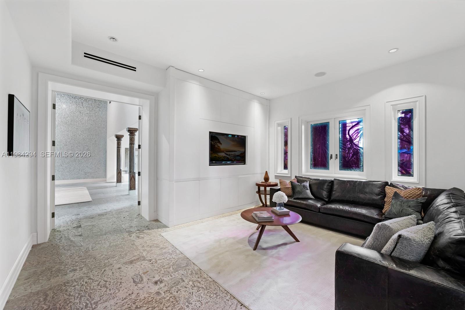 16 Palm Ave Miami Beach, FL 33139