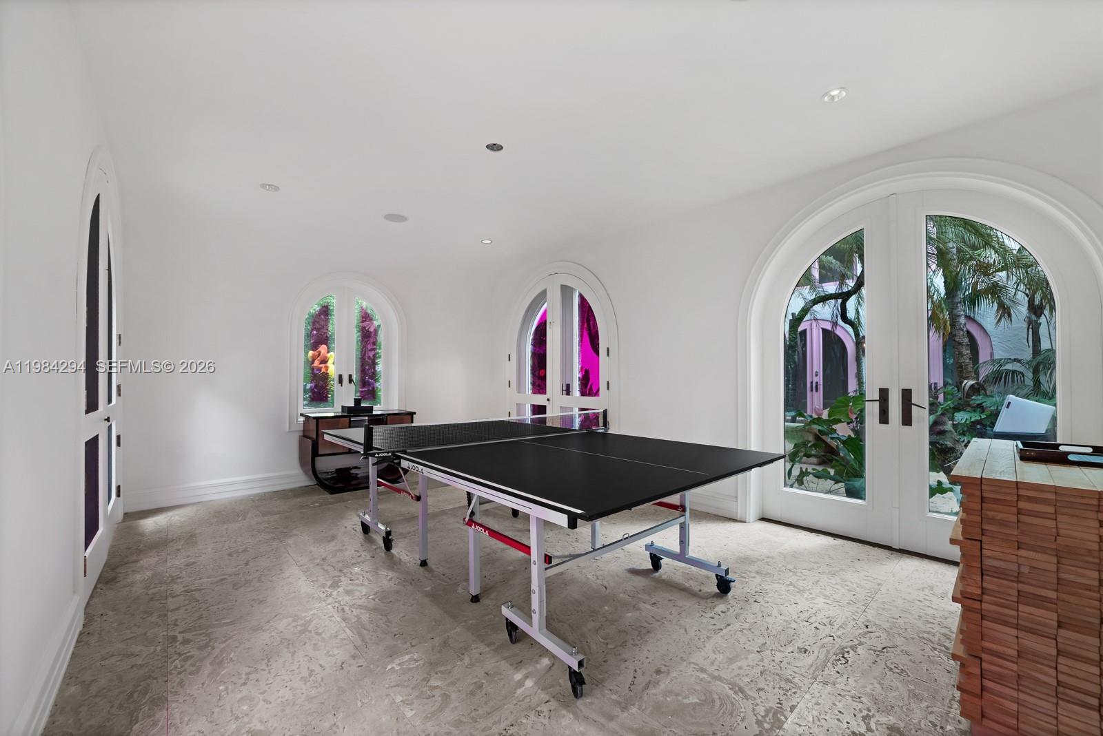 16 Palm Ave Miami Beach, FL 33139