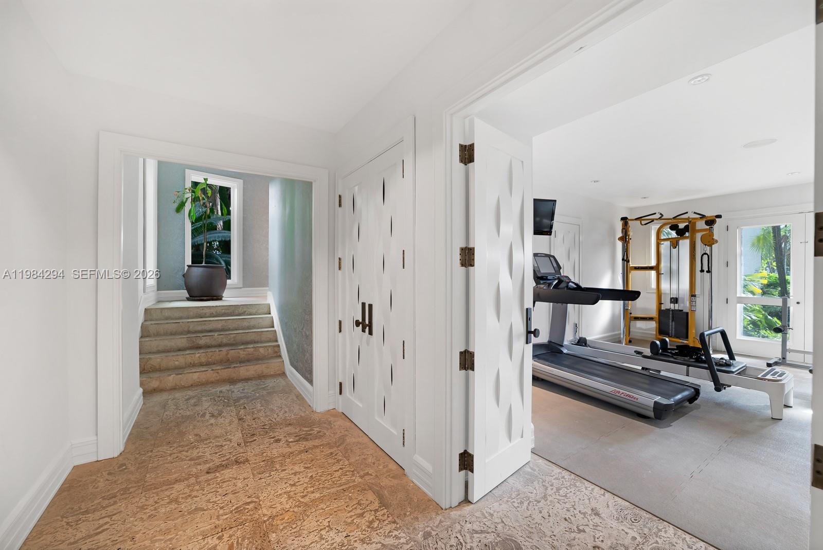 16 Palm Ave Miami Beach, FL 33139