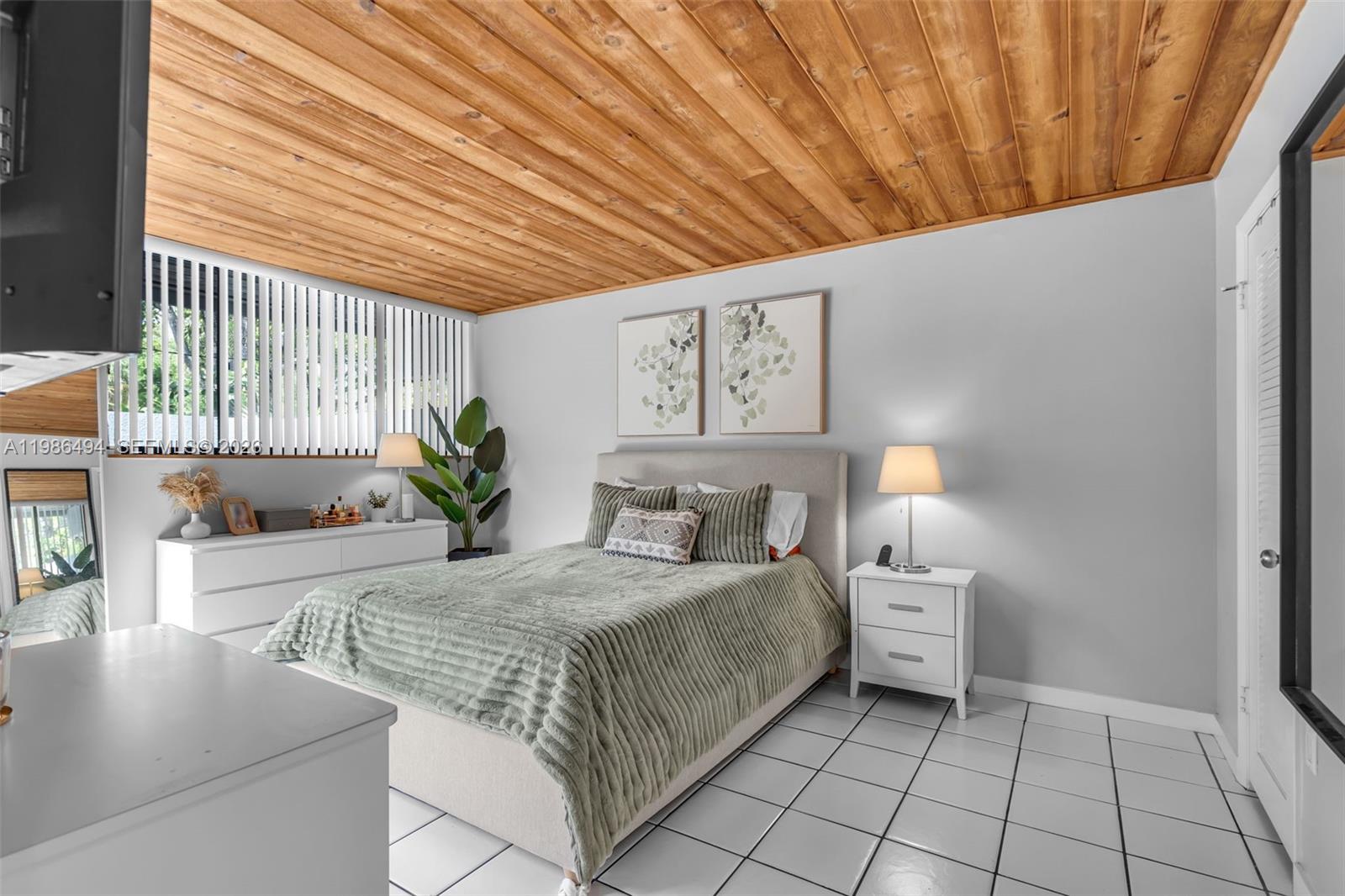 16341 Wood Walk Miami Lakes, FL 33014