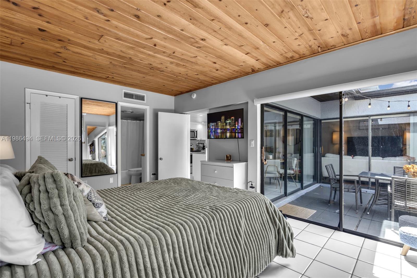 16341 Wood Walk Miami Lakes, FL 33014