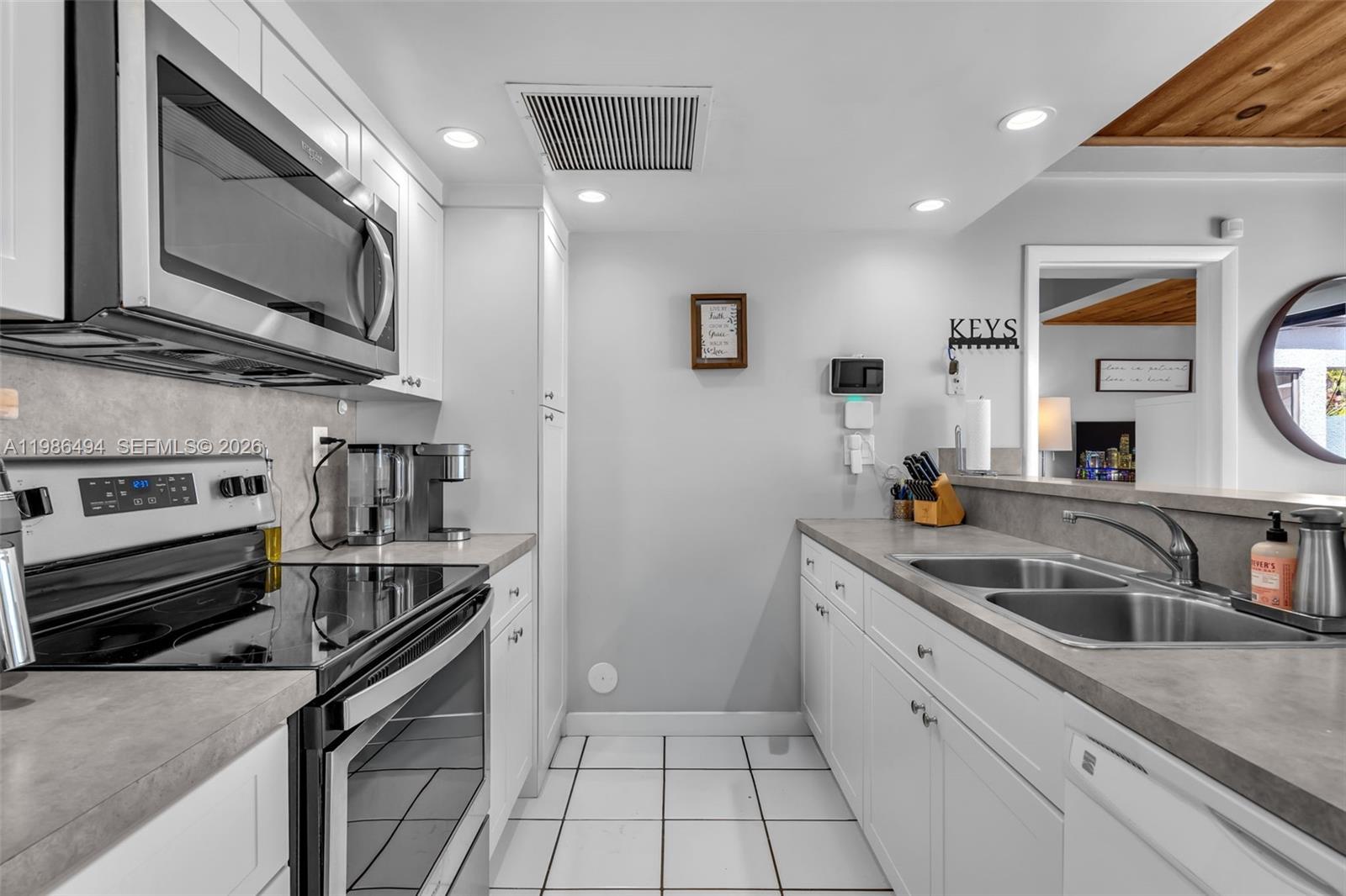 16341 Wood Walk Miami Lakes, FL 33014