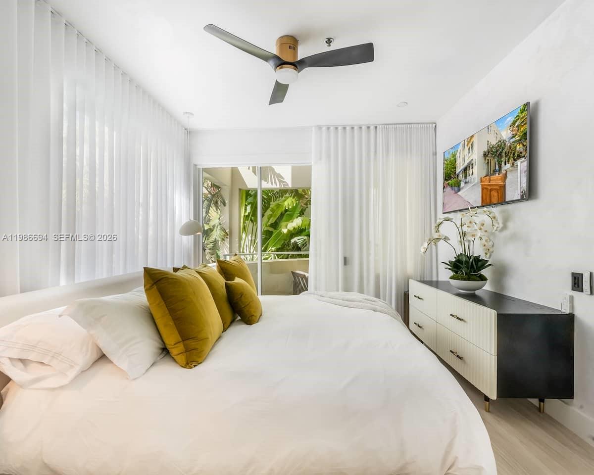 100 Collins Ave #202