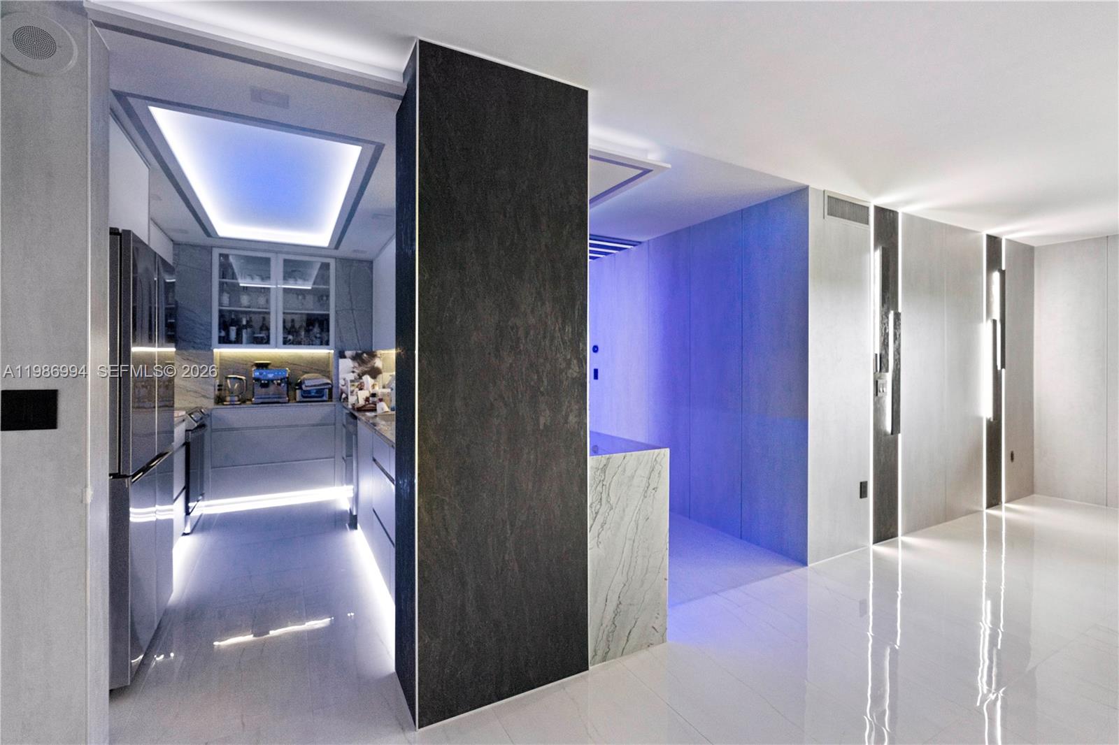 400 SE Kings Pt Dr #822-23 Sunny Isles Beach, FL 33160