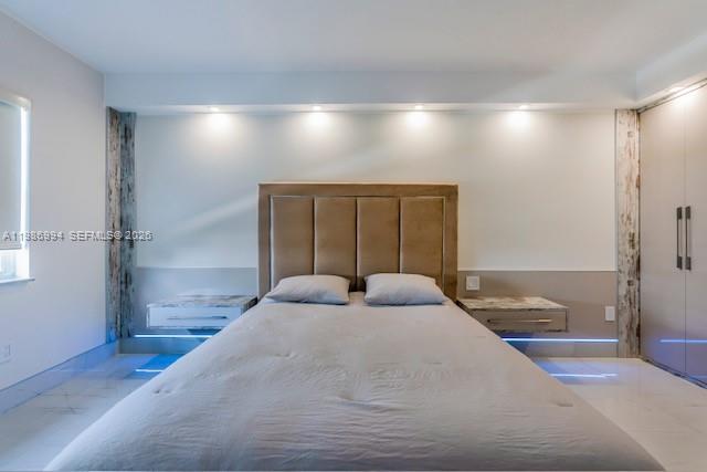 400 SE Kings Pt Dr #822-23 Sunny Isles Beach, FL 33160