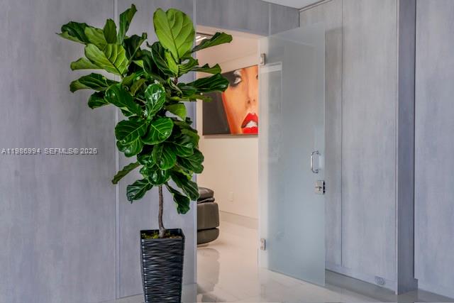 400 SE Kings Pt Dr #822-23 Sunny Isles Beach, FL 33160