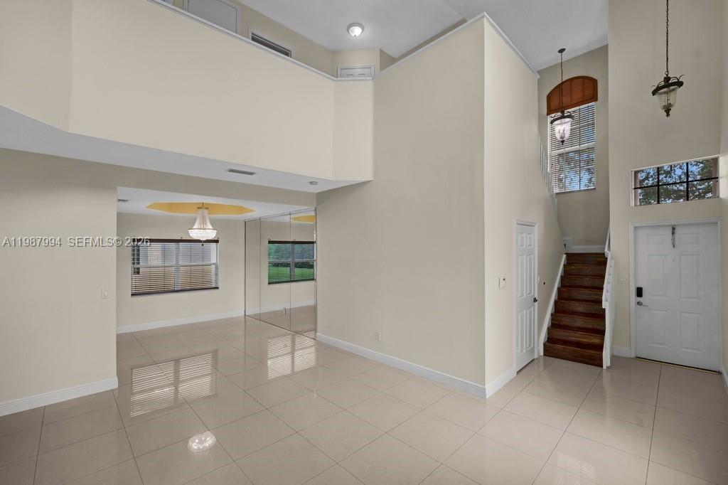 1282 NW 171st Ter Pembroke Pines, FL 33028