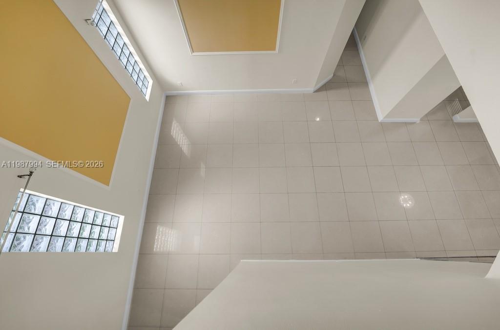 1282 NW 171st Ter Pembroke Pines, FL 33028