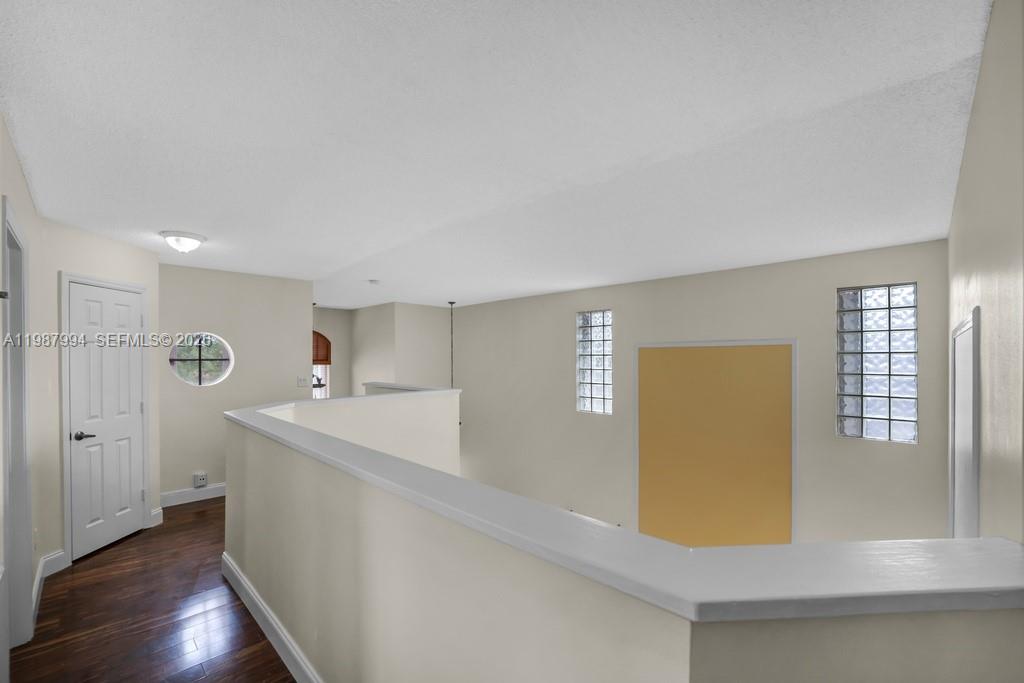 1282 NW 171st Ter Pembroke Pines, FL 33028