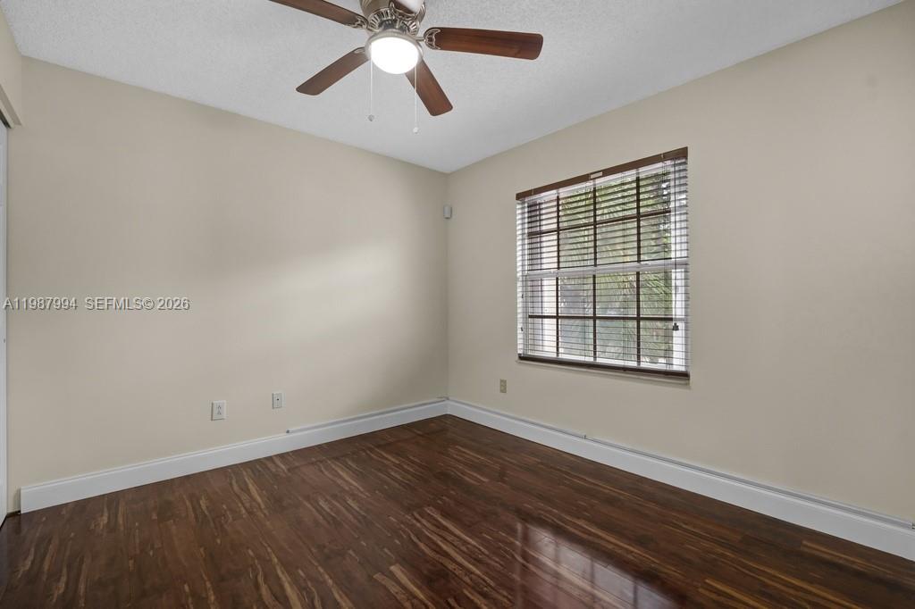 1282 NW 171st Ter Pembroke Pines, FL 33028