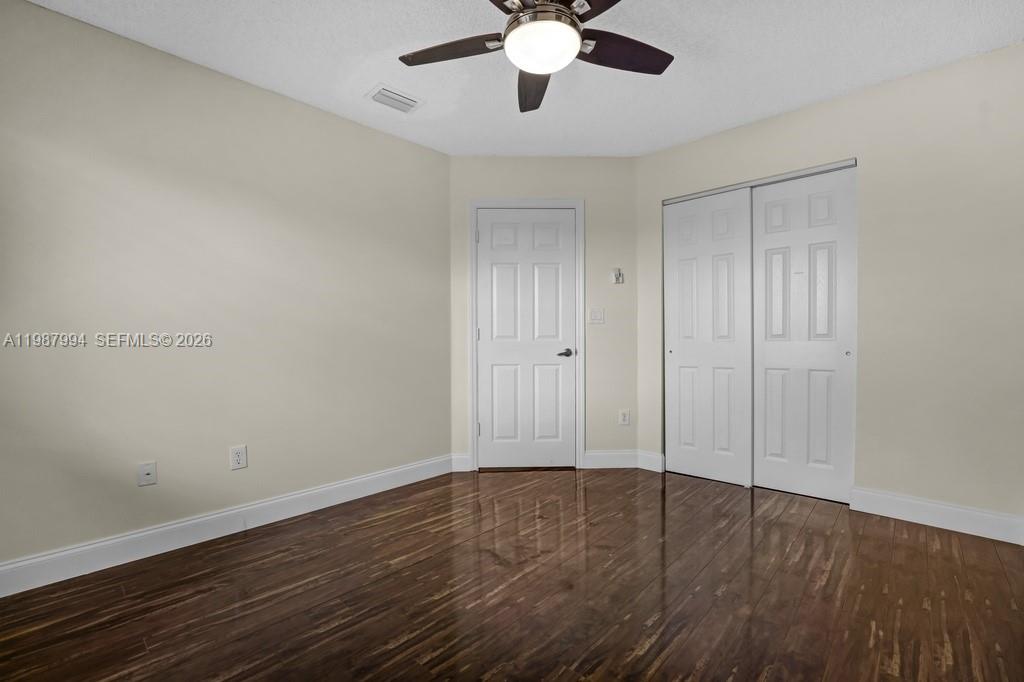 1282 NW 171st Ter Pembroke Pines, FL 33028