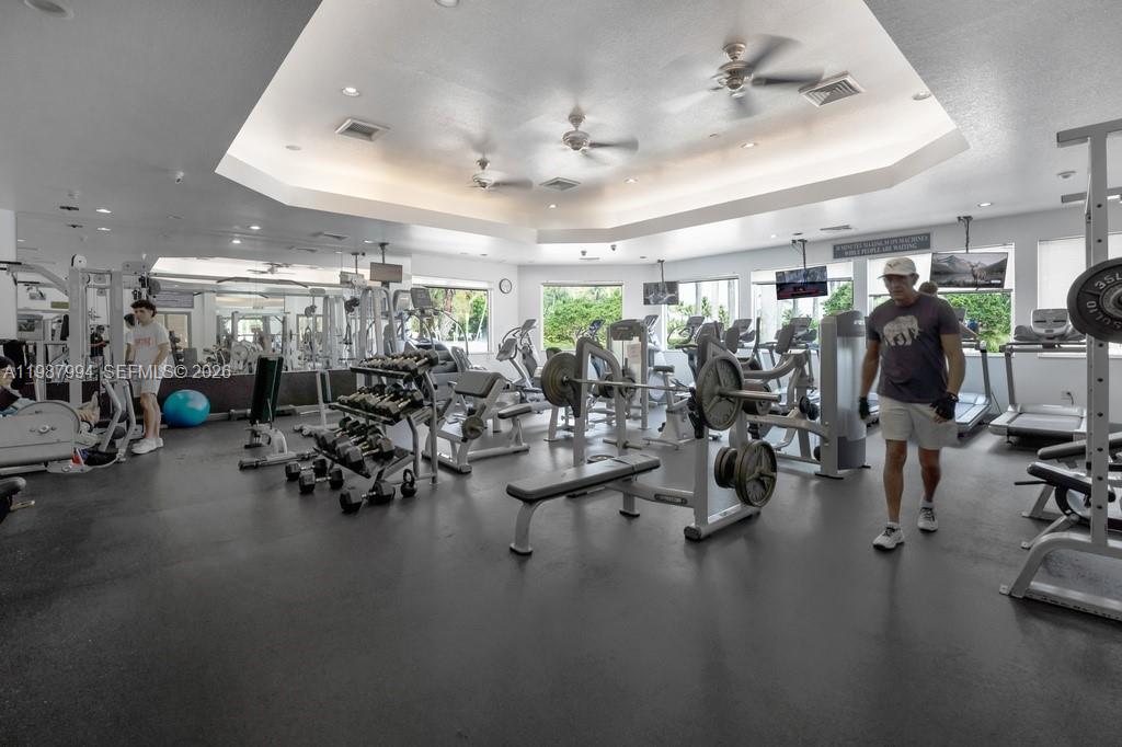 1282 NW 171st Ter Pembroke Pines, FL 33028