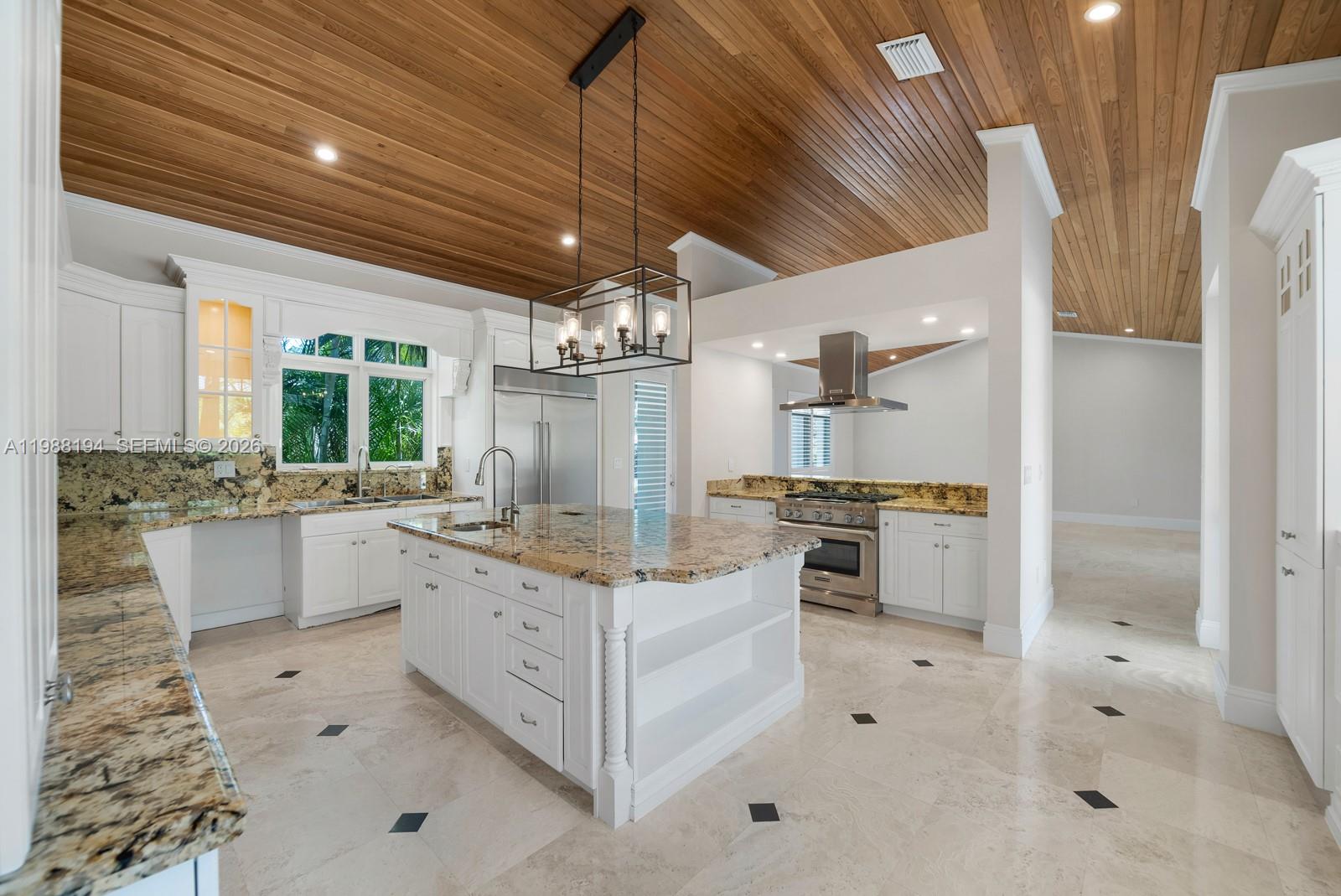 6200 SW 130th Ter Pinecrest, FL 33156