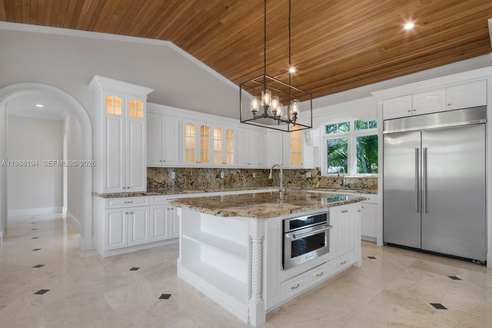 6200 SW 130th Ter Pinecrest, FL 33156