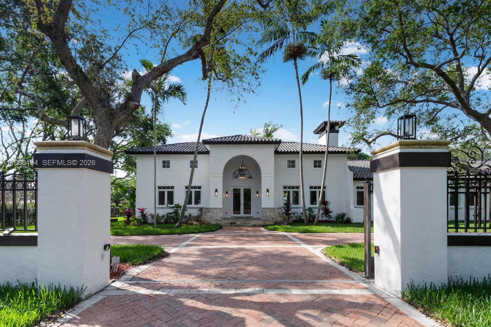 6200 SW 130th Ter Pinecrest, FL 33156