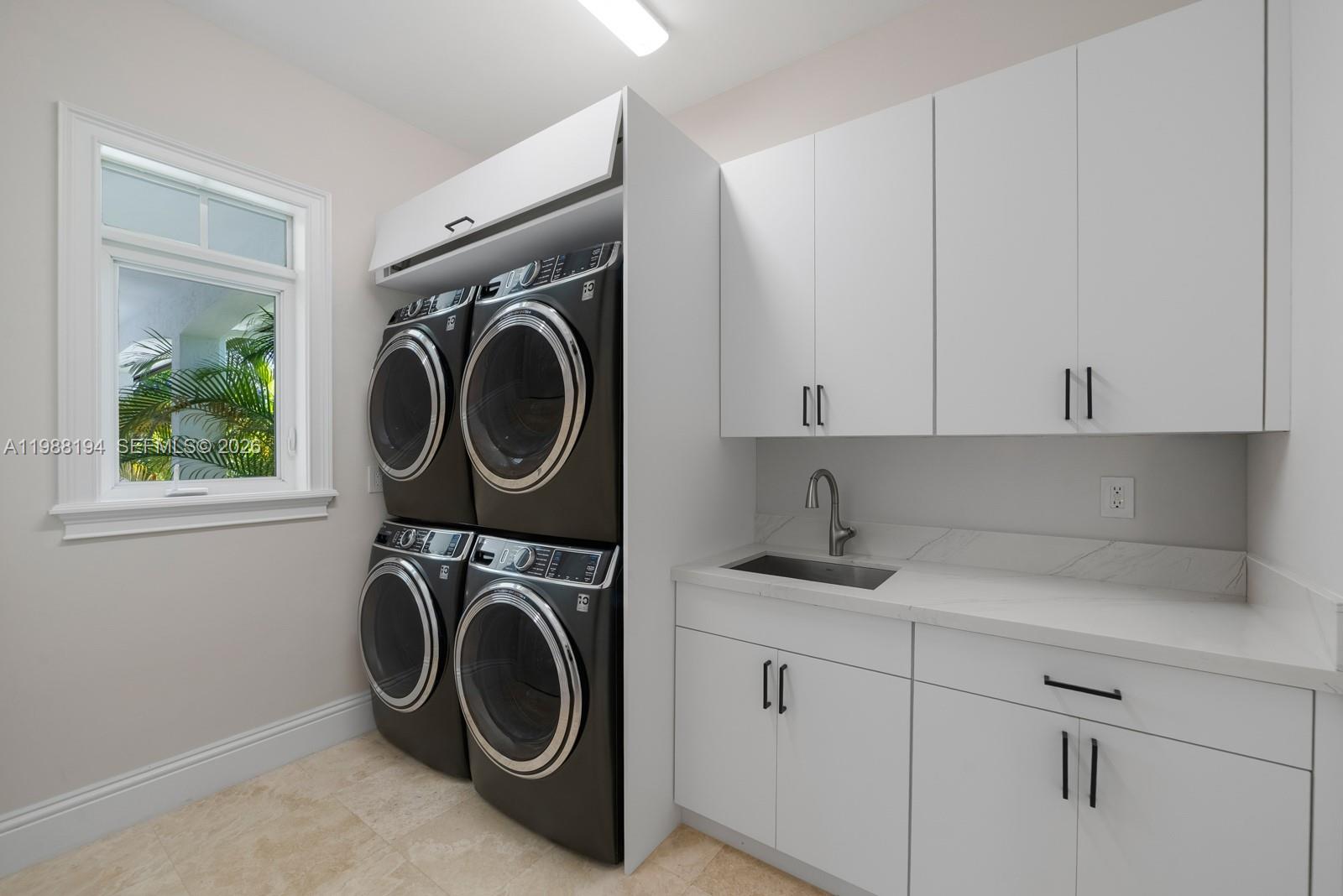 6200 SW 130th Ter Pinecrest, FL 33156