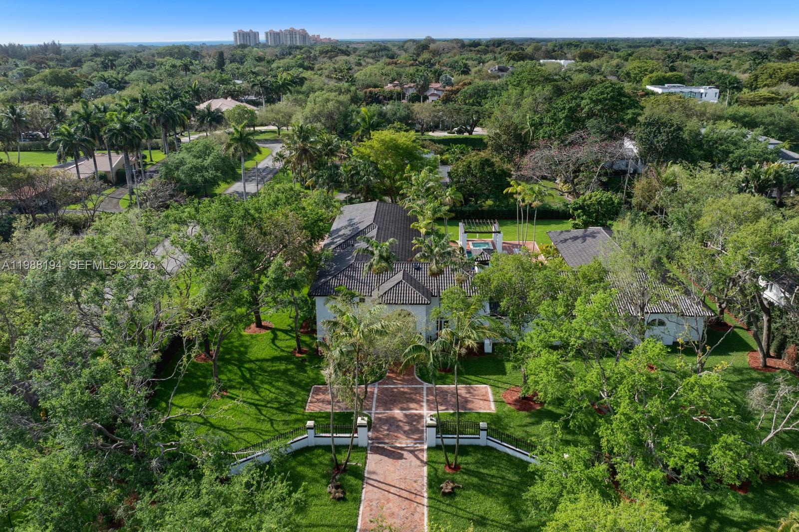 6200 SW 130th Ter Pinecrest, FL 33156