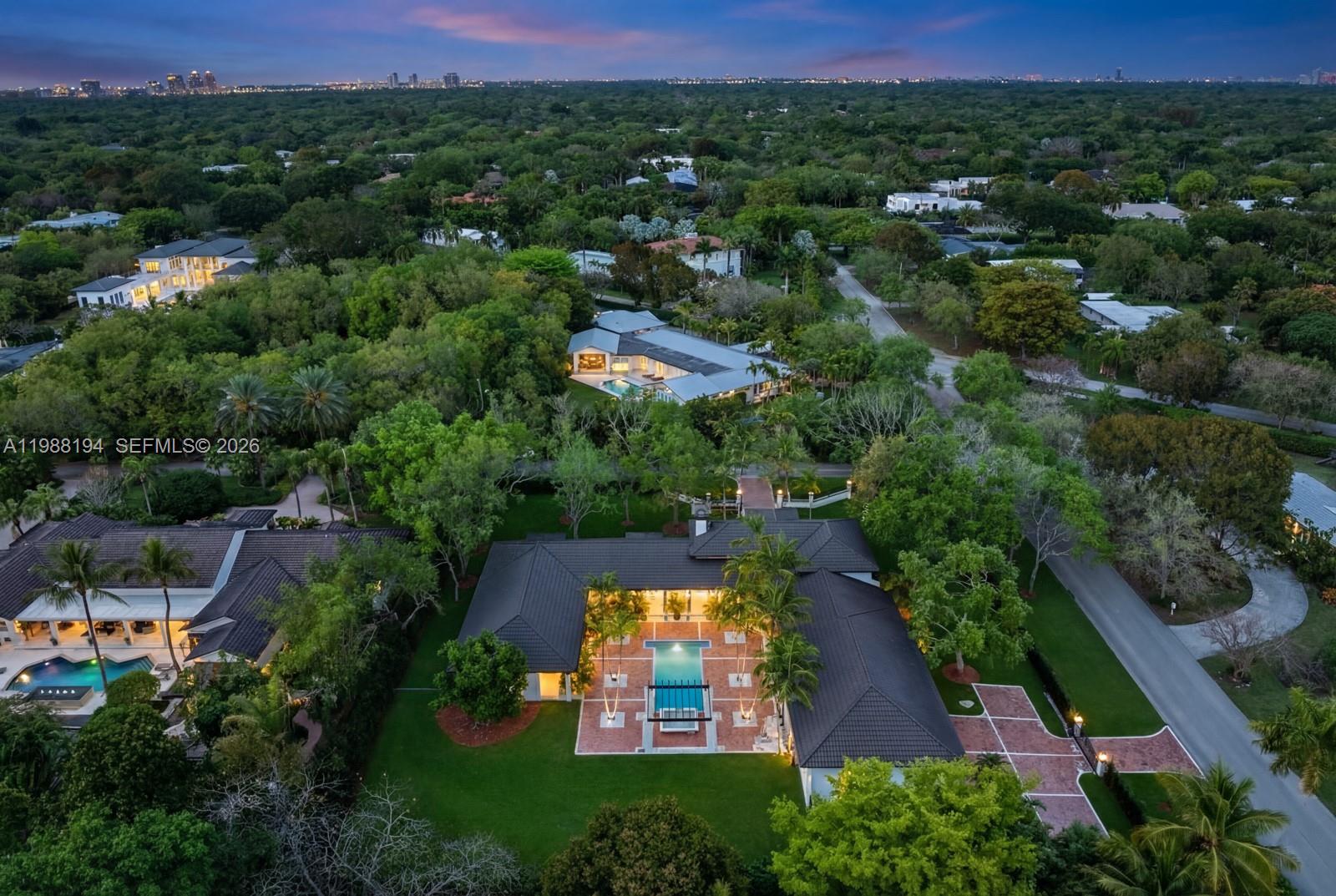 6200 SW 130th Ter Pinecrest, FL 33156