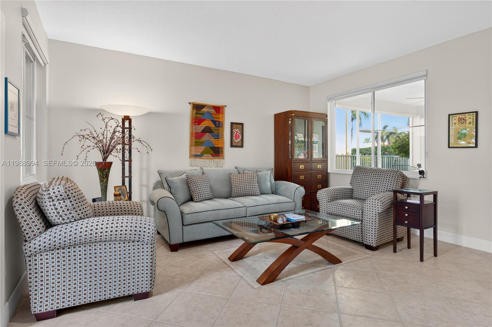 1512 Maple Dr Weston, FL 33327