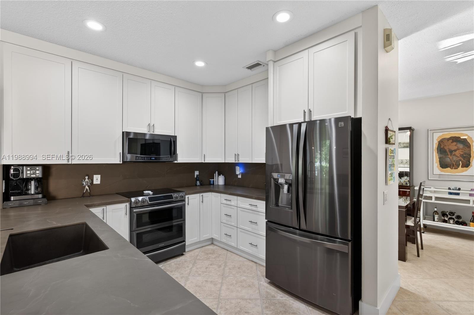 1512 Maple Dr Weston, FL 33327