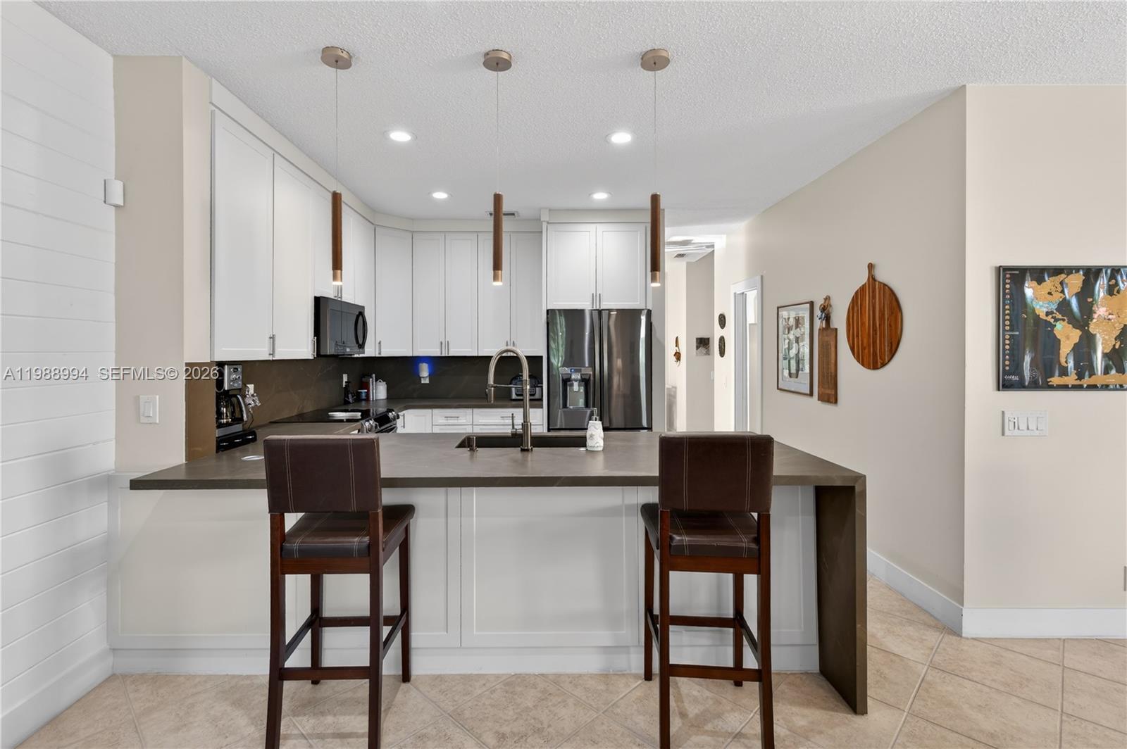 1512 Maple Dr Weston, FL 33327