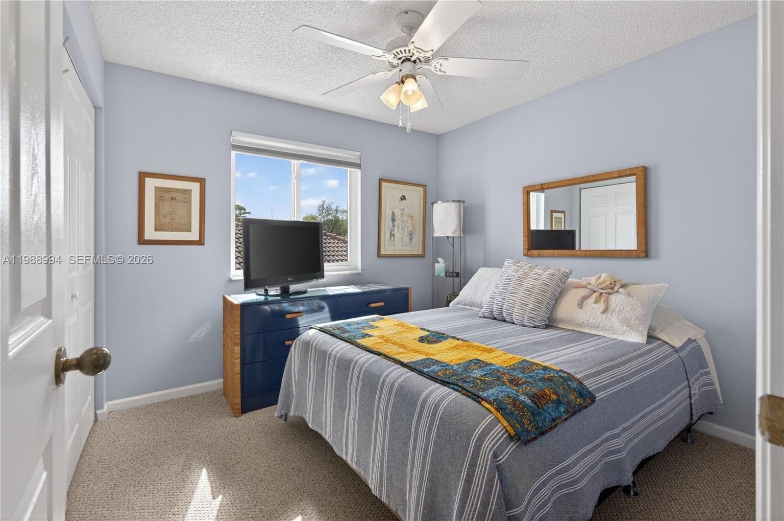 1512 Maple Dr Weston, FL 33327