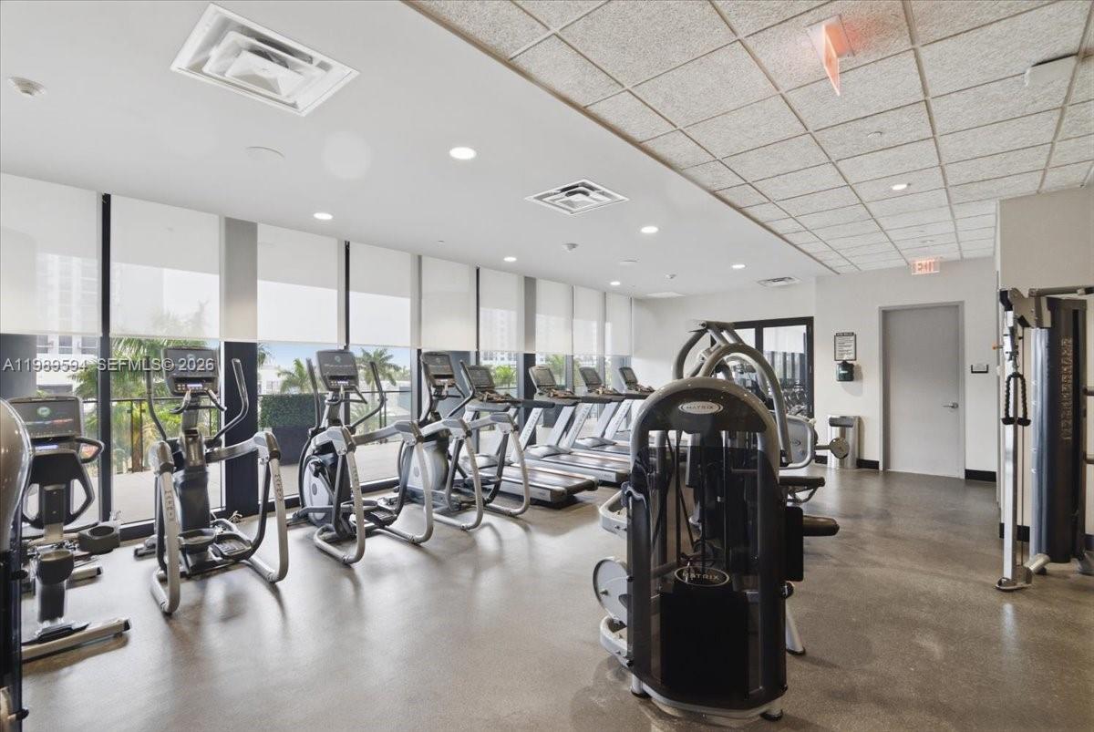 5300 Paseo Blvd #1803 Doral, FL 33166