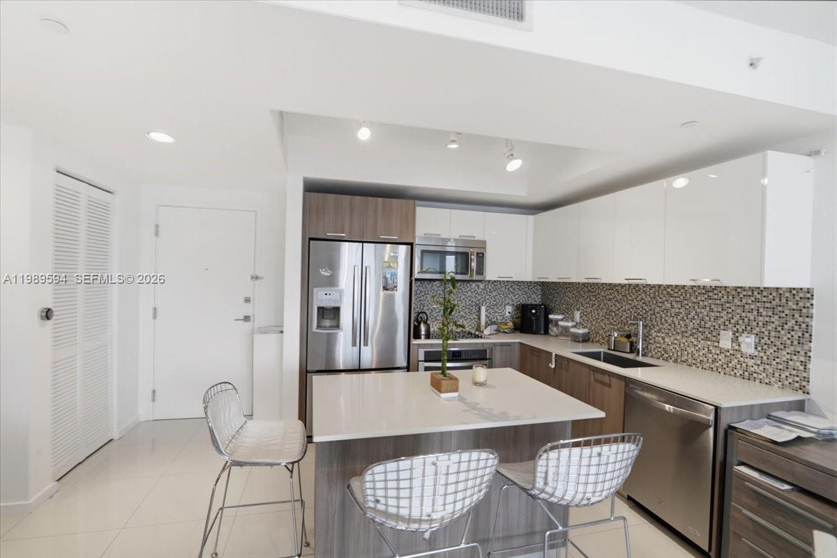 5300 Paseo Blvd #1803 Doral, FL 33166