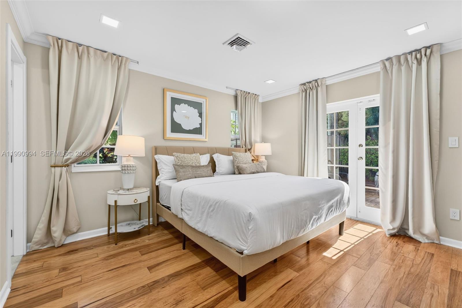 1661 Bel Air Ave Lauderdale By The Sea, FL 33062