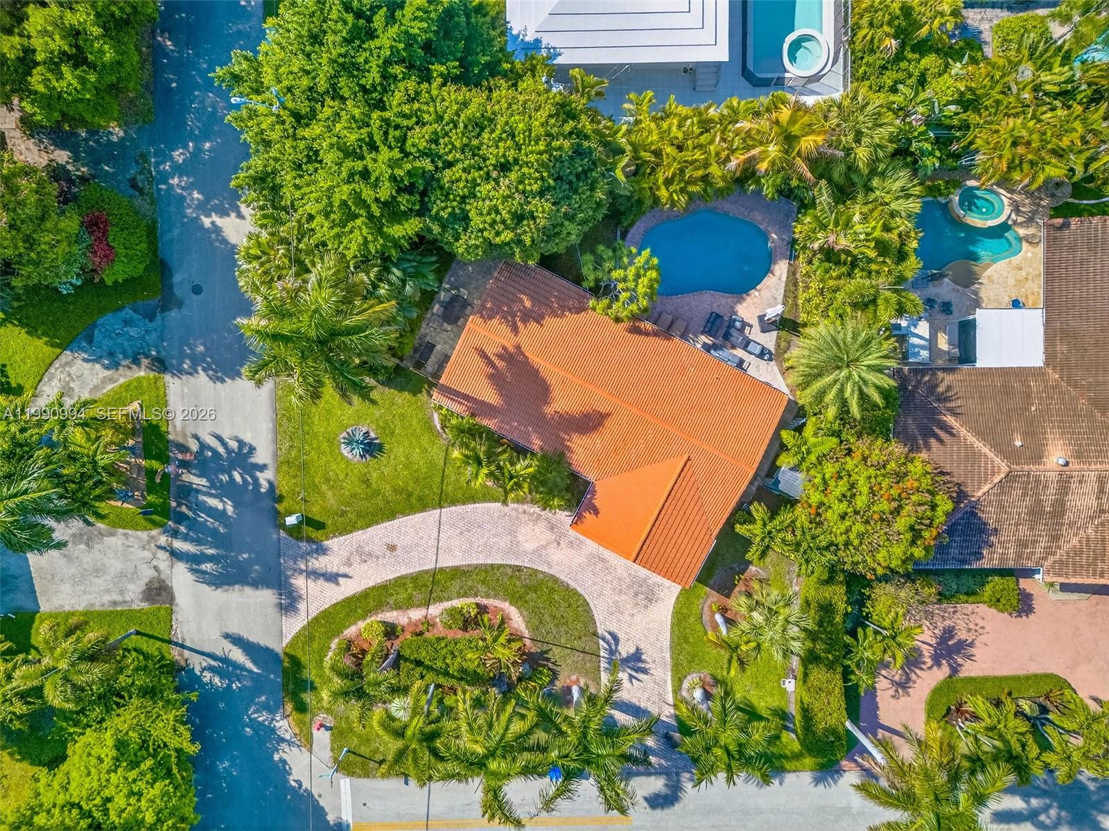 1661 Bel Air Ave Lauderdale By The Sea, FL 33062