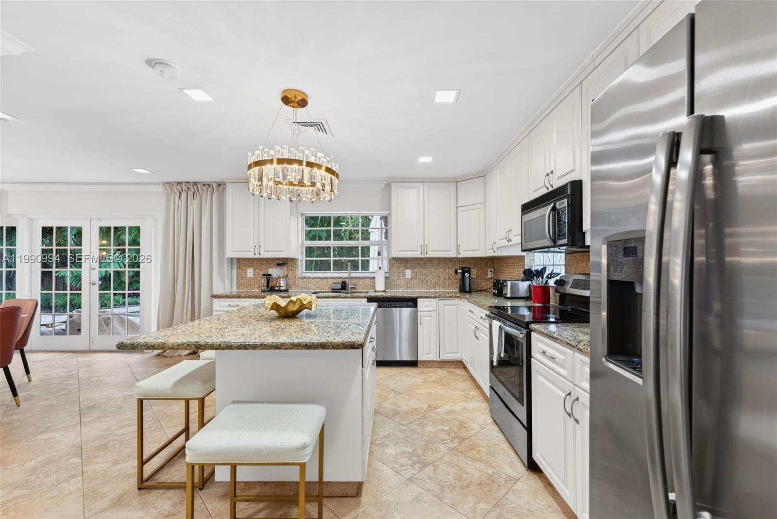 1661 Bel Air Ave Lauderdale By The Sea, FL 33062