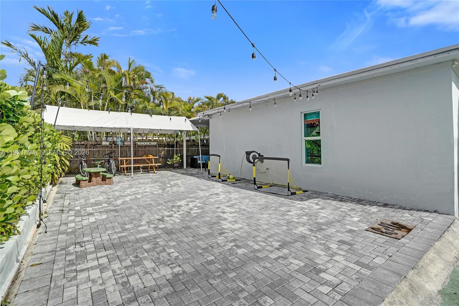 1991 SW 62nd Ave West Miami, FL 33155