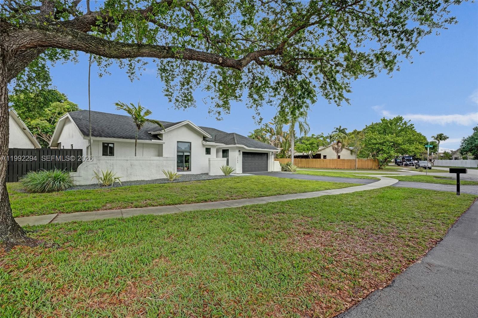5790 SW 88th Ave Cooper City, FL 33328