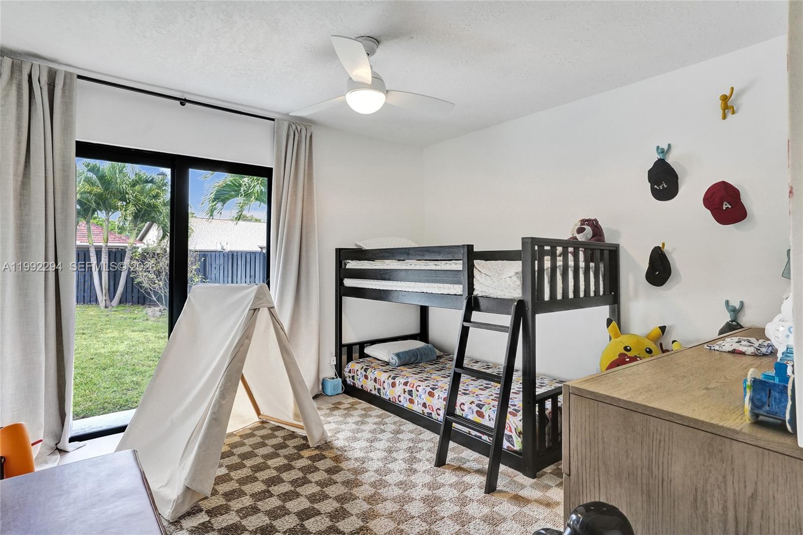 5790 SW 88th Ave Cooper City, FL 33328