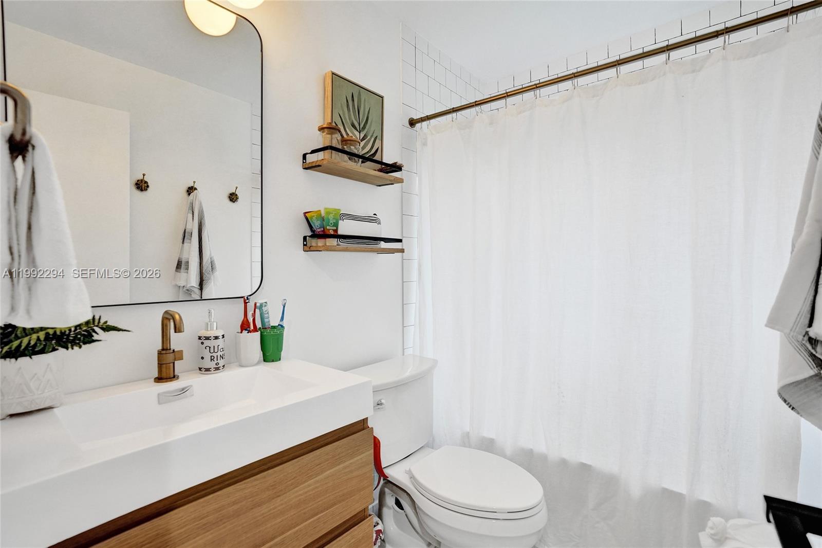 5790 SW 88th Ave Cooper City, FL 33328