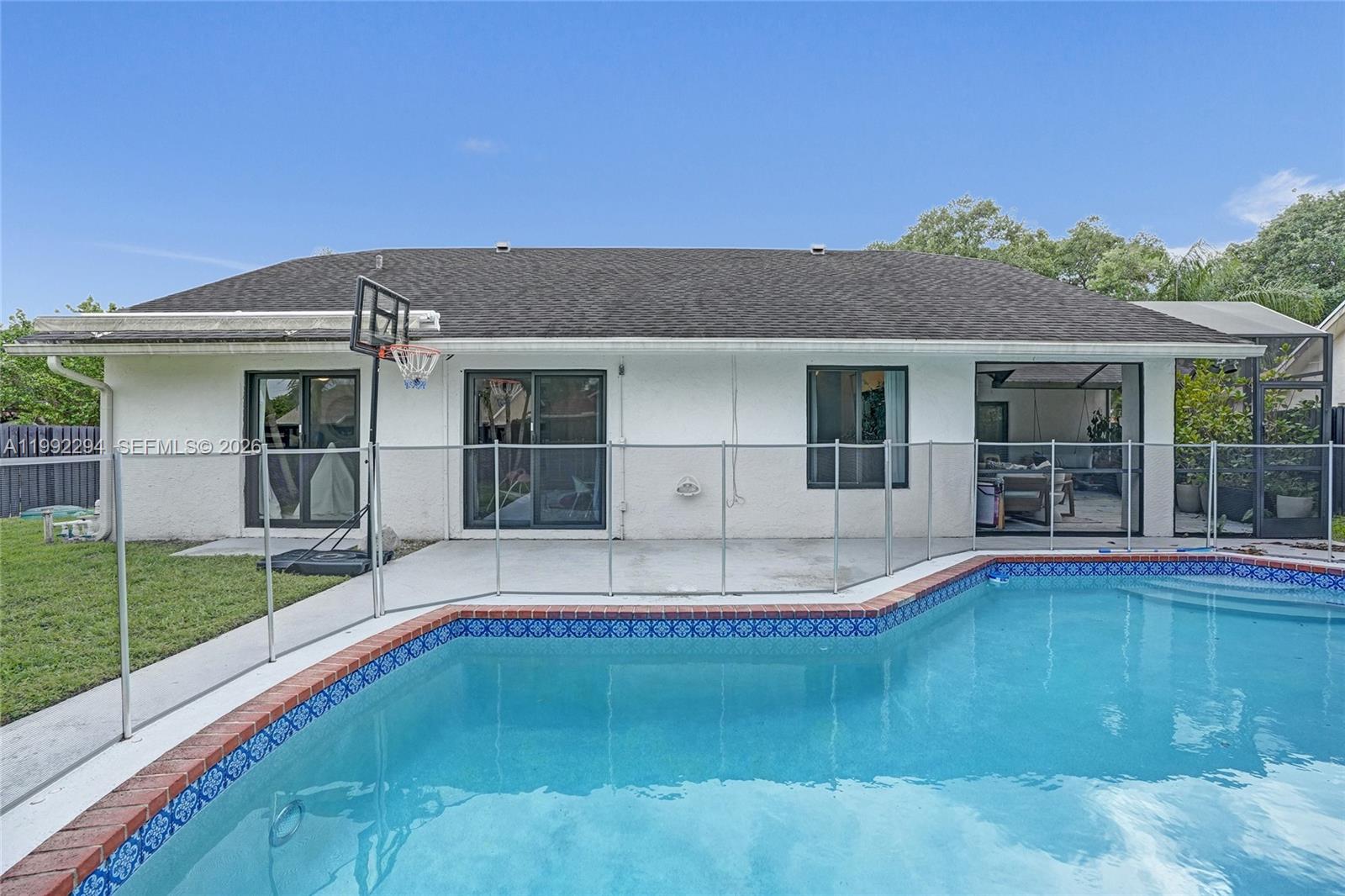 5790 SW 88th Ave Cooper City, FL 33328