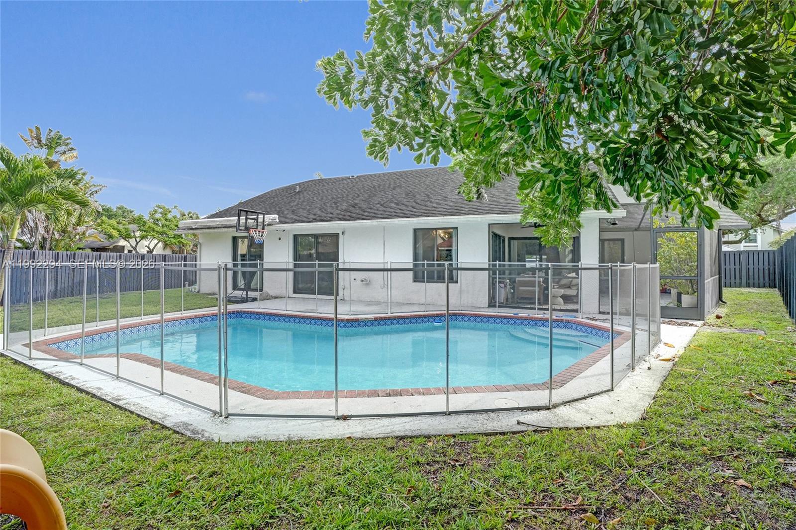 5790 SW 88th Ave Cooper City, FL 33328