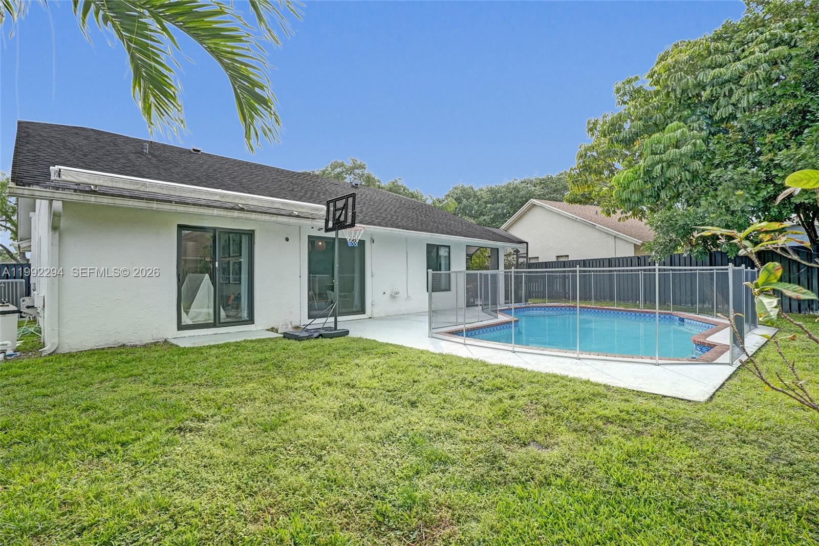 5790 SW 88th Ave Cooper City, FL 33328