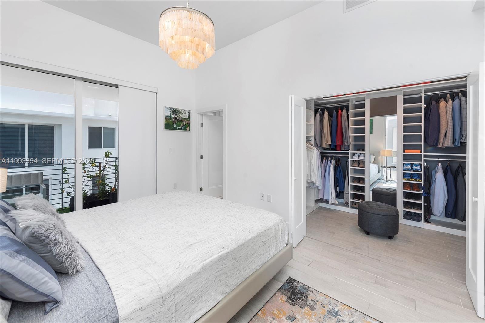 41 N Shore Dr Miami Beach, FL 33141