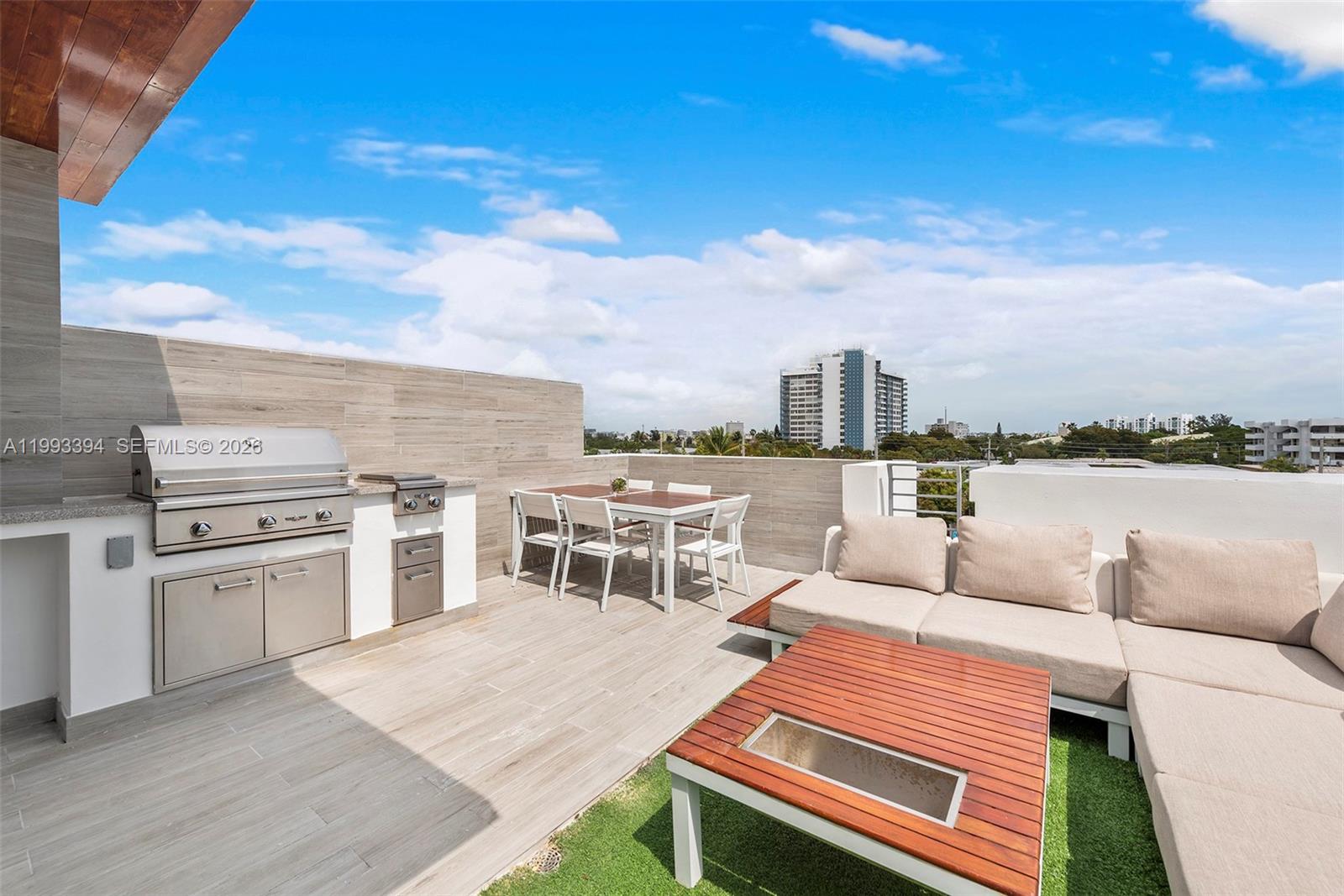41 N Shore Dr Miami Beach, FL 33141