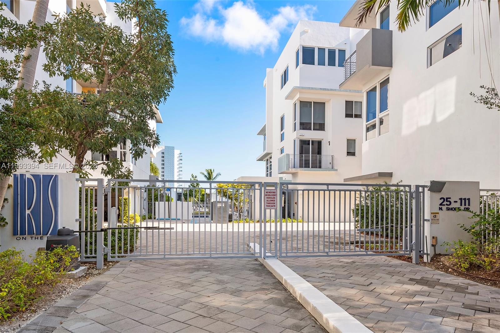 41 N Shore Dr Miami Beach, FL 33141