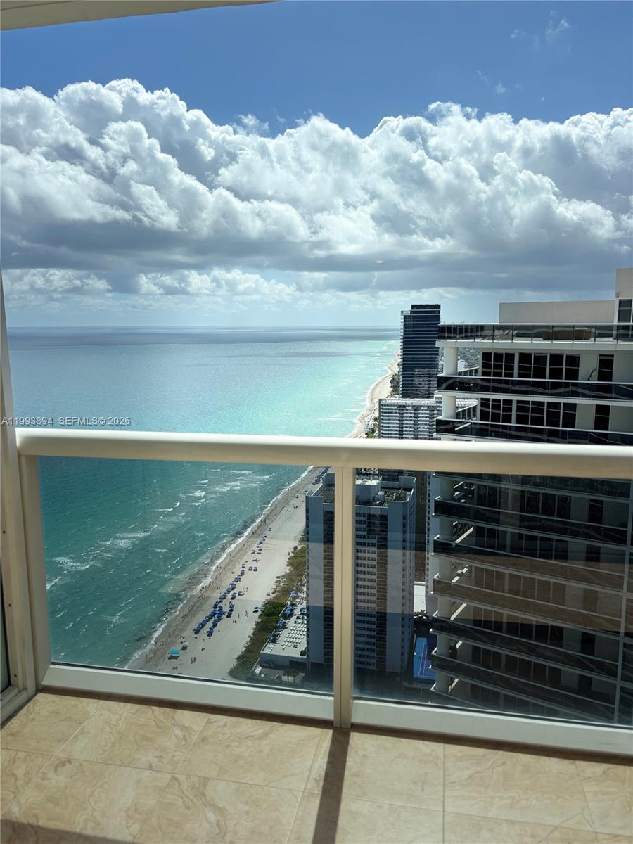 1830 S Ocean Dr #4505 Hallandale Beach, FL 33009