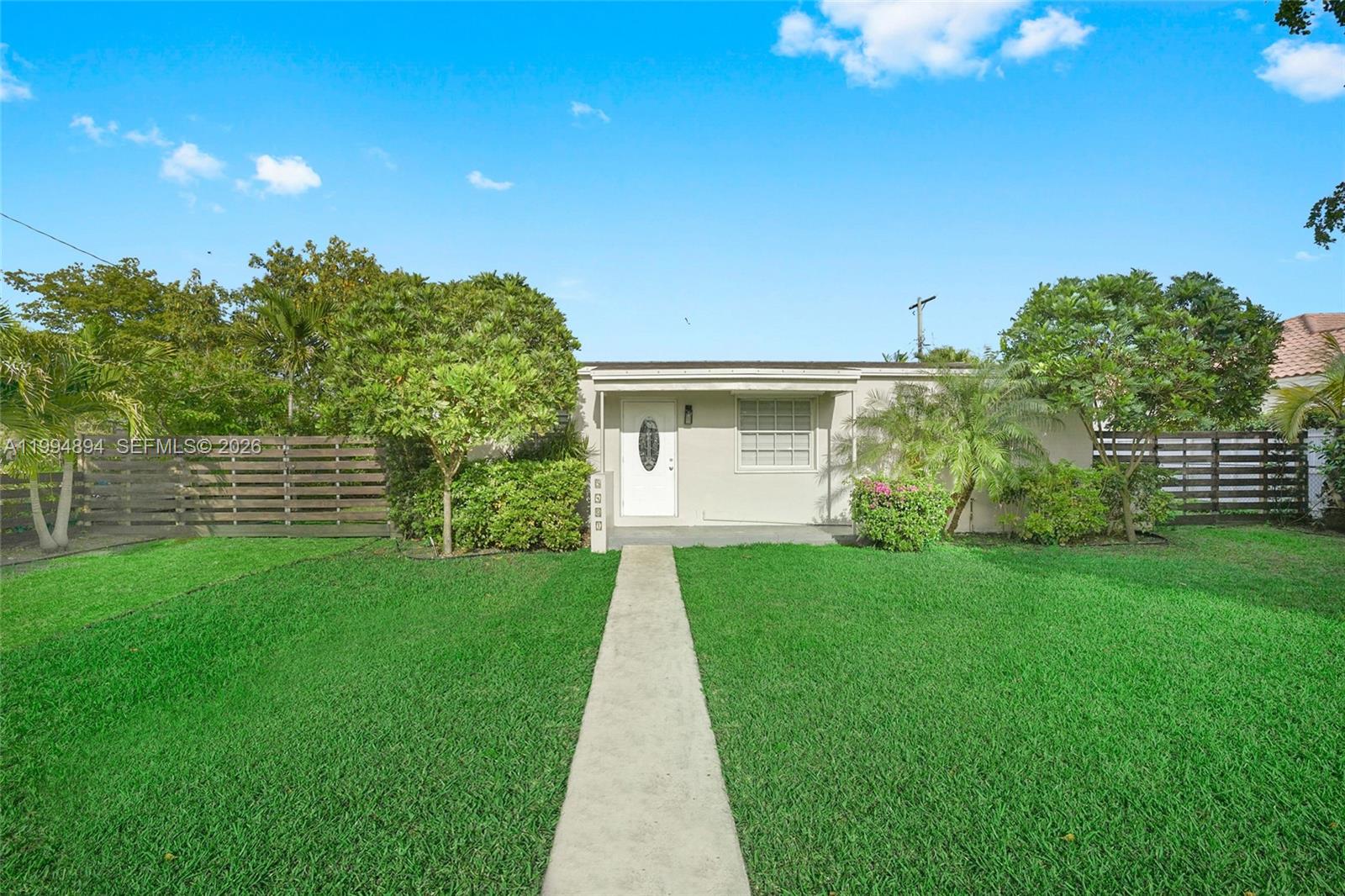 5401 SW 97th Ct Miami, FL 33165