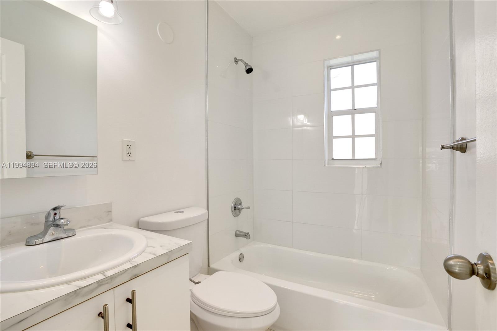 5401 SW 97th Ct Miami, FL 33165