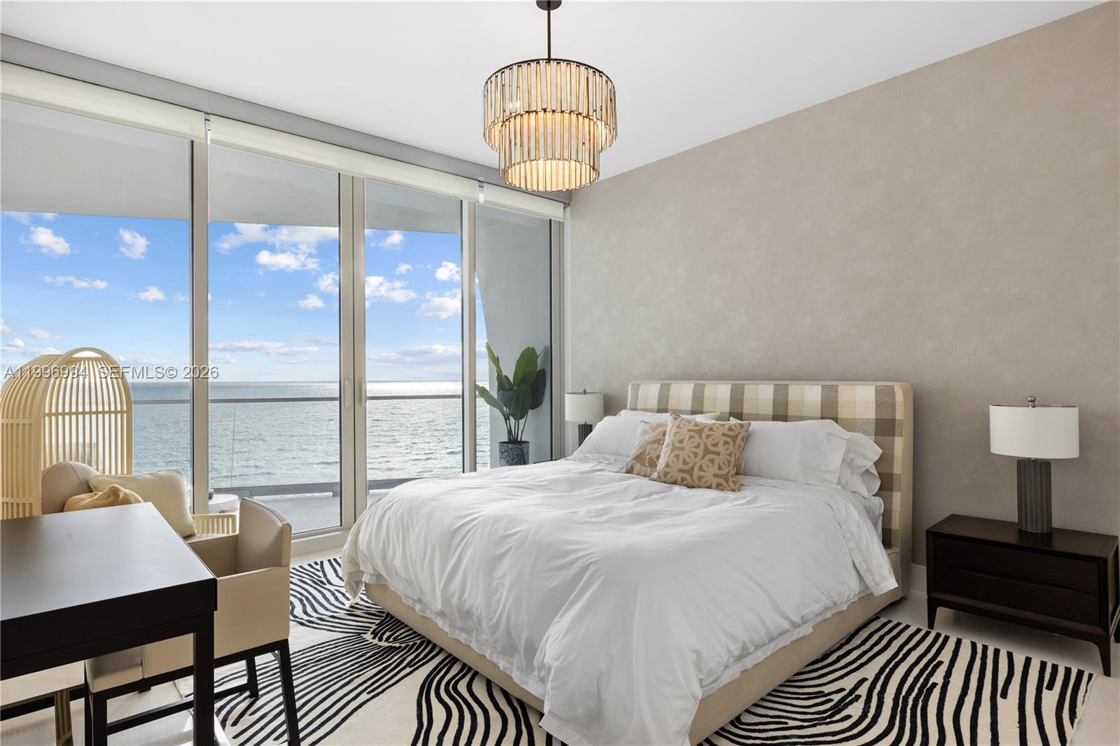 image Jade Signature23