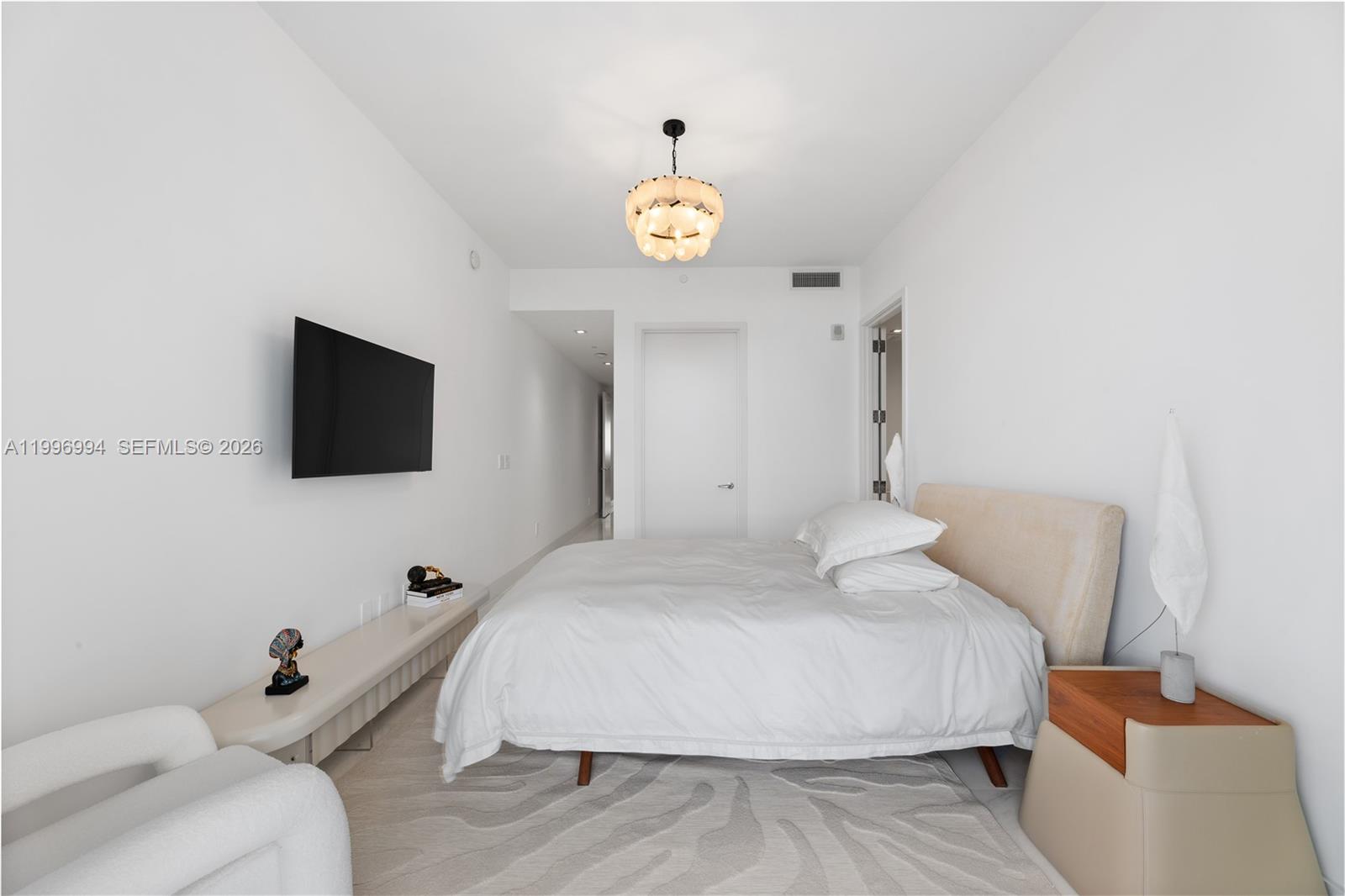 image Jade Signature29