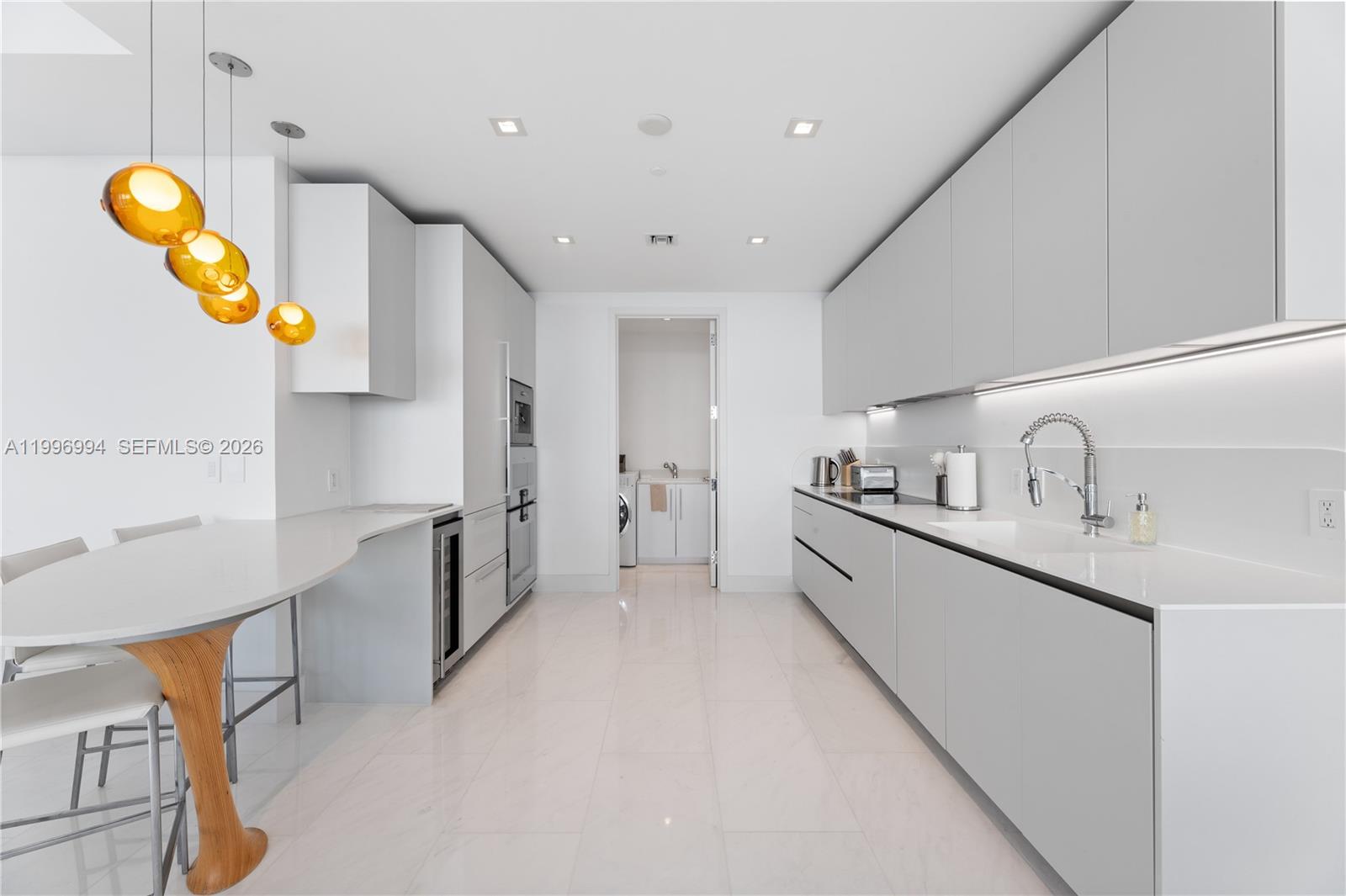 image Jade Signature7