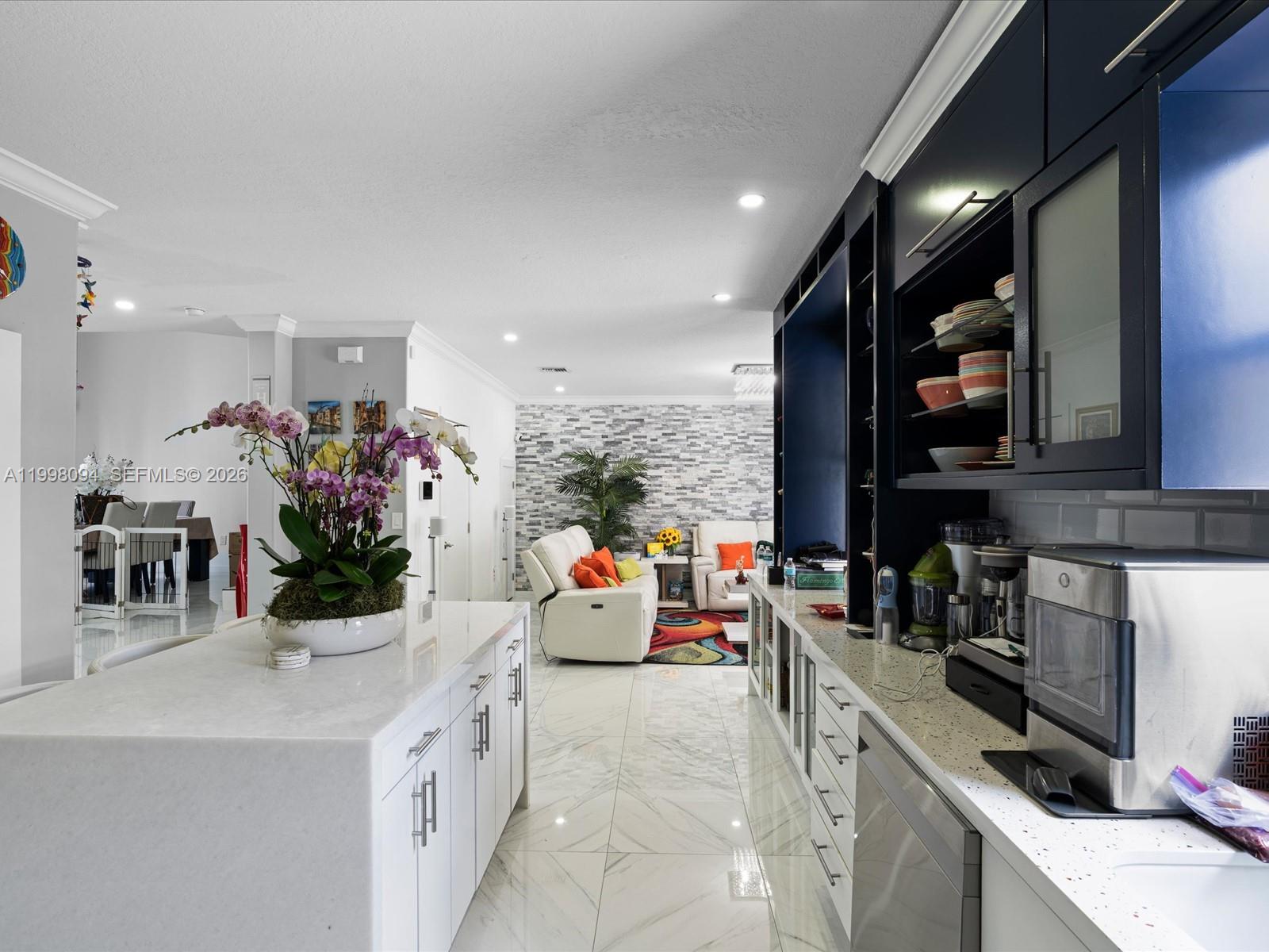 10872 NW 51st Ln Doral, FL 33178