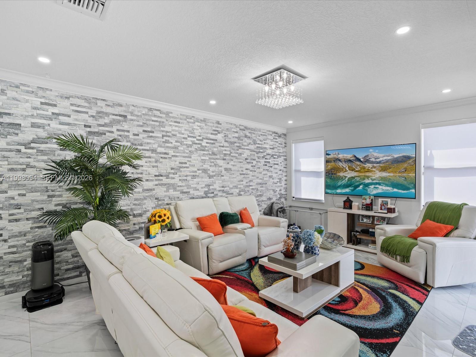10872 NW 51st Ln Doral, FL 33178