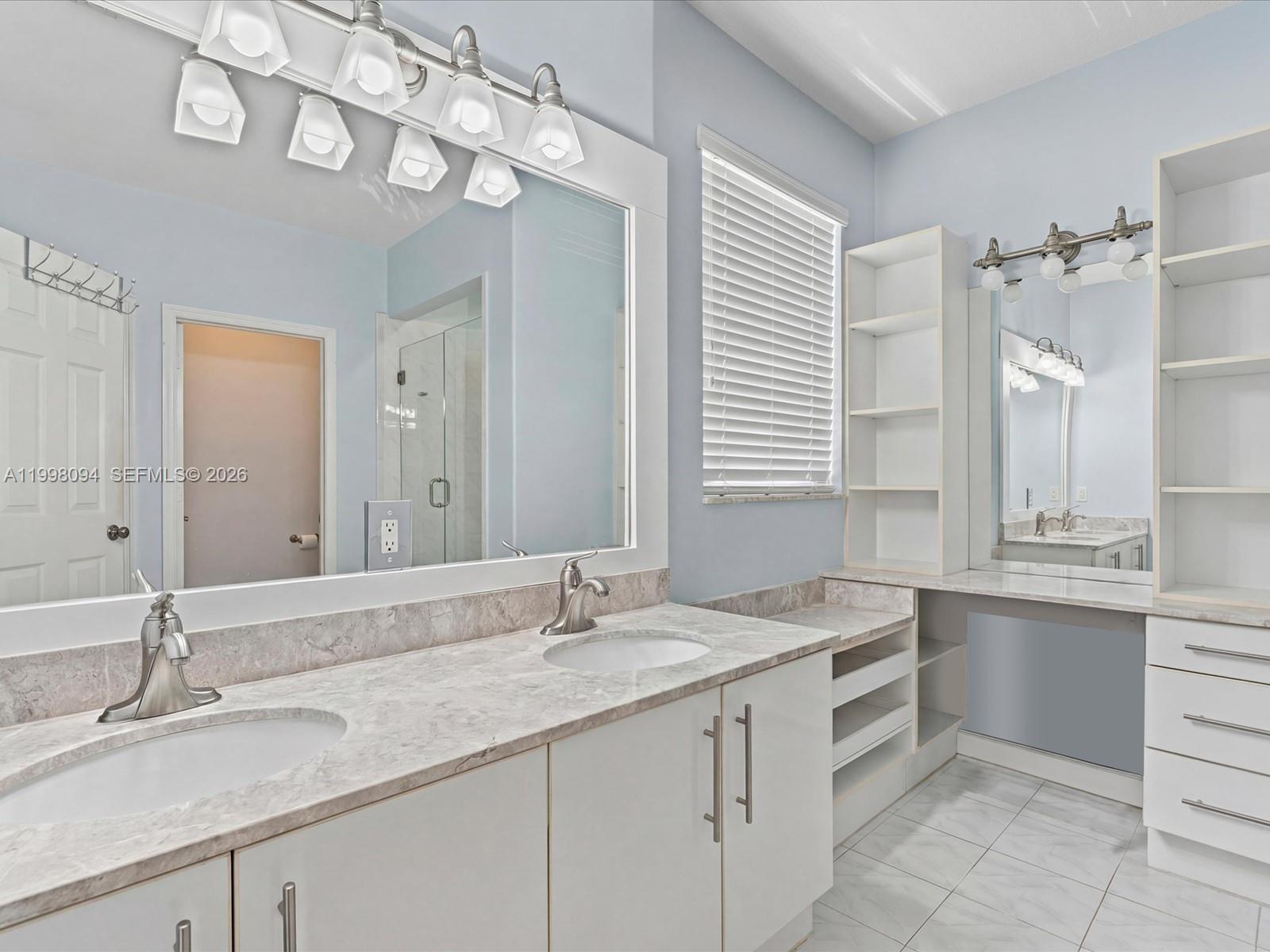 10872 NW 51st Ln Doral, FL 33178